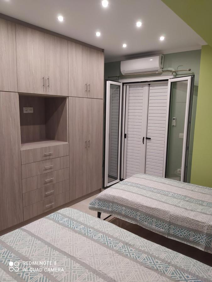 Just Constructed! Vila Gastouni Exterior foto
